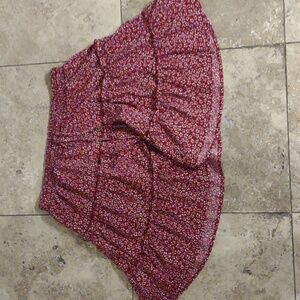 Red and white pattern skirt